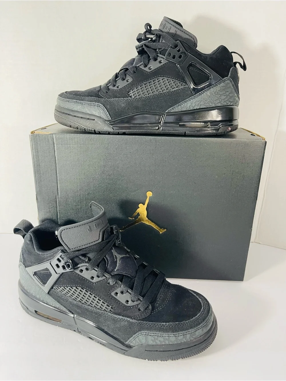 Jordan Spizike Low Shoes 5.5 Y Black with Box Excellent Condition